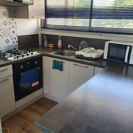 Appartement En Plein Centre Ville Pessac Avec 3 Chambres Buitenkant foto
