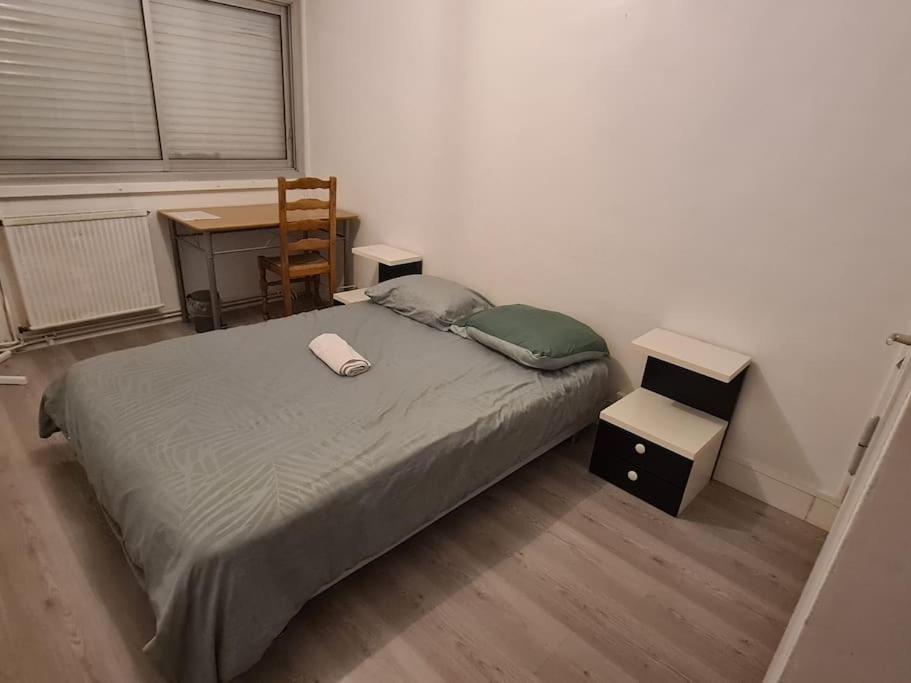 En Plein Centre Avec 3 Appartement *