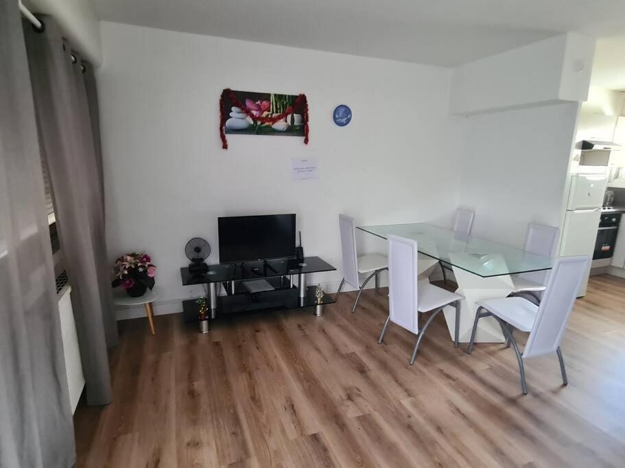 En Plein Centre Avec 3 *